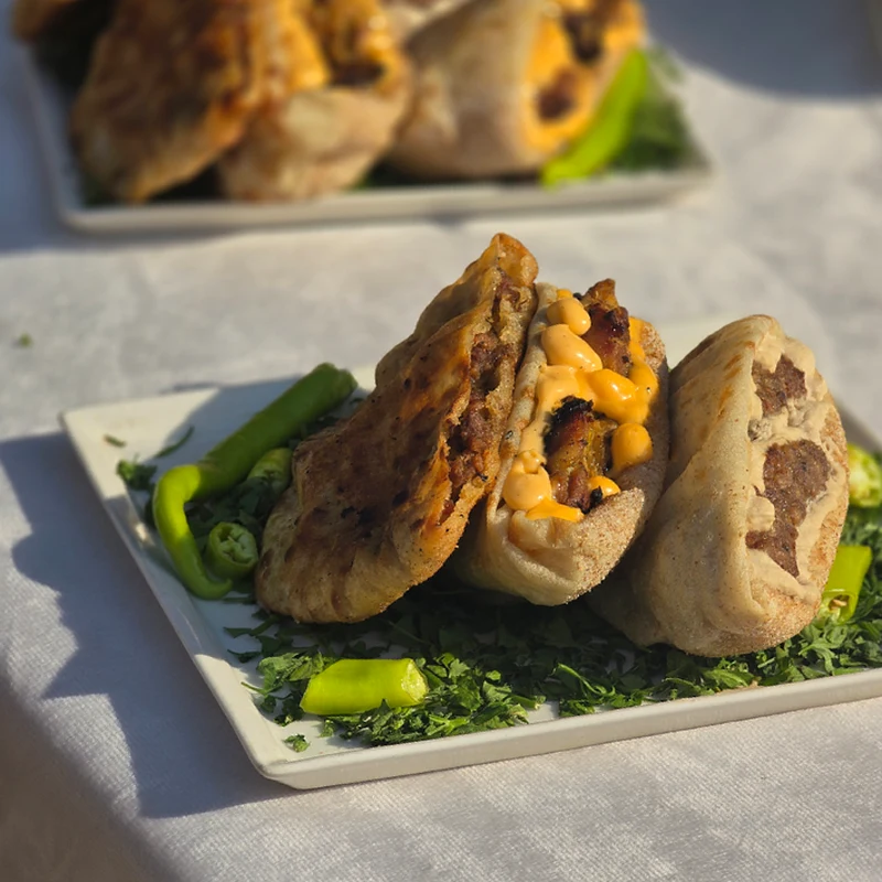عرض 1 كفتة + 1 شيش + نص حواوشي